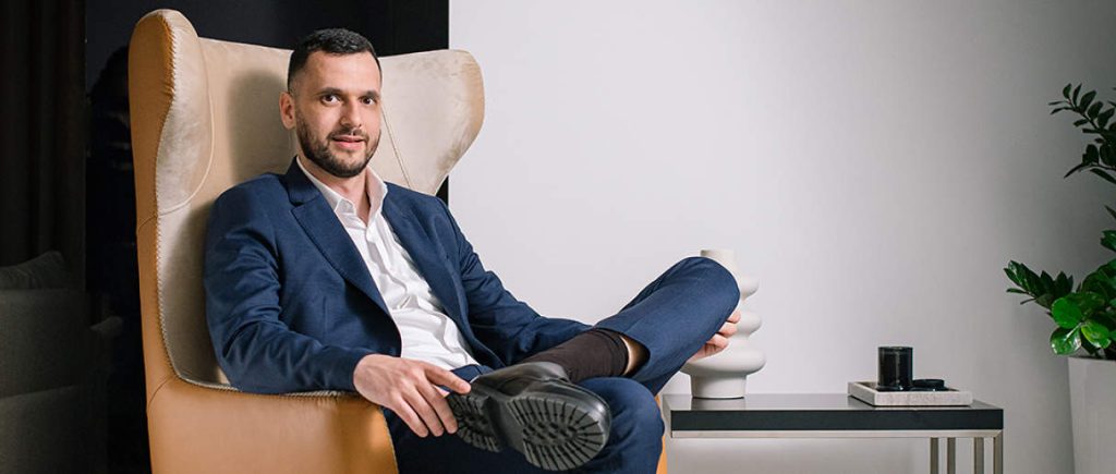 Meet the Man
Behind the NRI Brand
, a Nonresident Investor, Luka Malkovich.